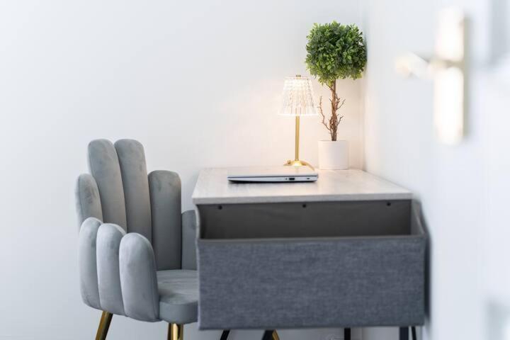 Open Mind Property - Luxury House & Free Parking Portsmouth Zewnętrze zdjęcie